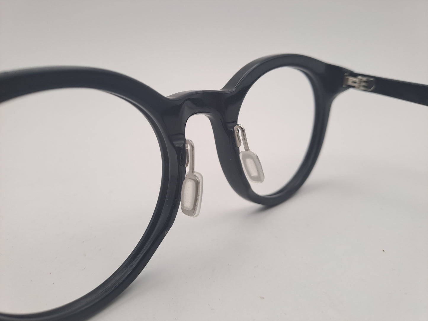 Online Training - Nose Pad Modifications to Plastics Frames